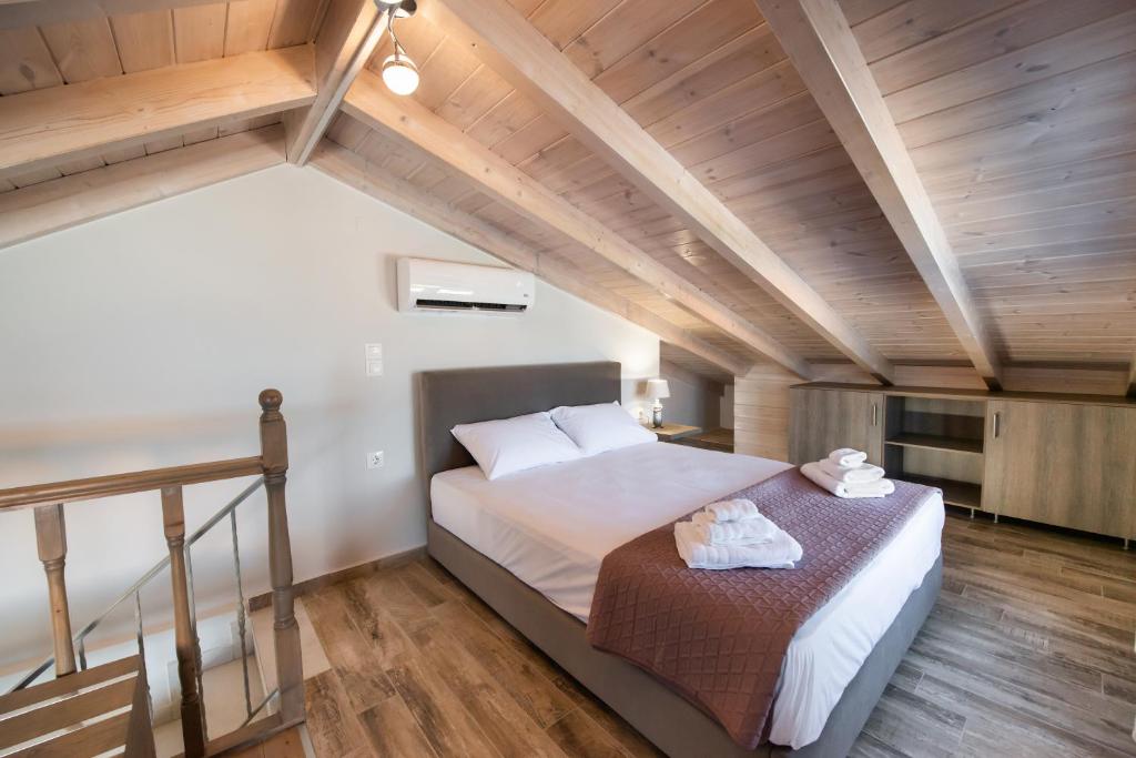 Blue House luxury apartment room 2