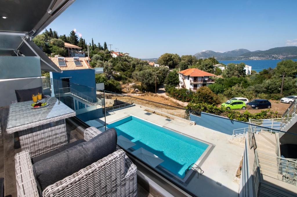 Blue House luxury apartment room 6